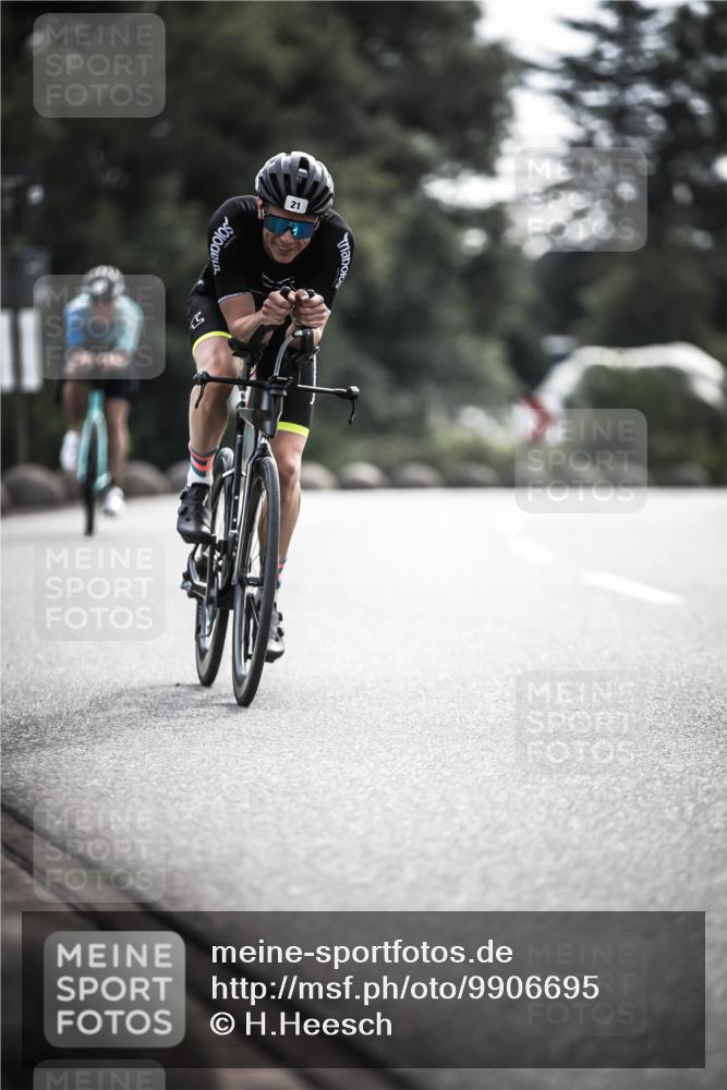 21.06.2026 - 29. Vierlanden-Triathlon H.Heesch http://msf.ph/oto/9906695 21.06.2026 09:20:55 Radfahren 21, 38, 57, 67, 82, 142 meine-sportfotos.de