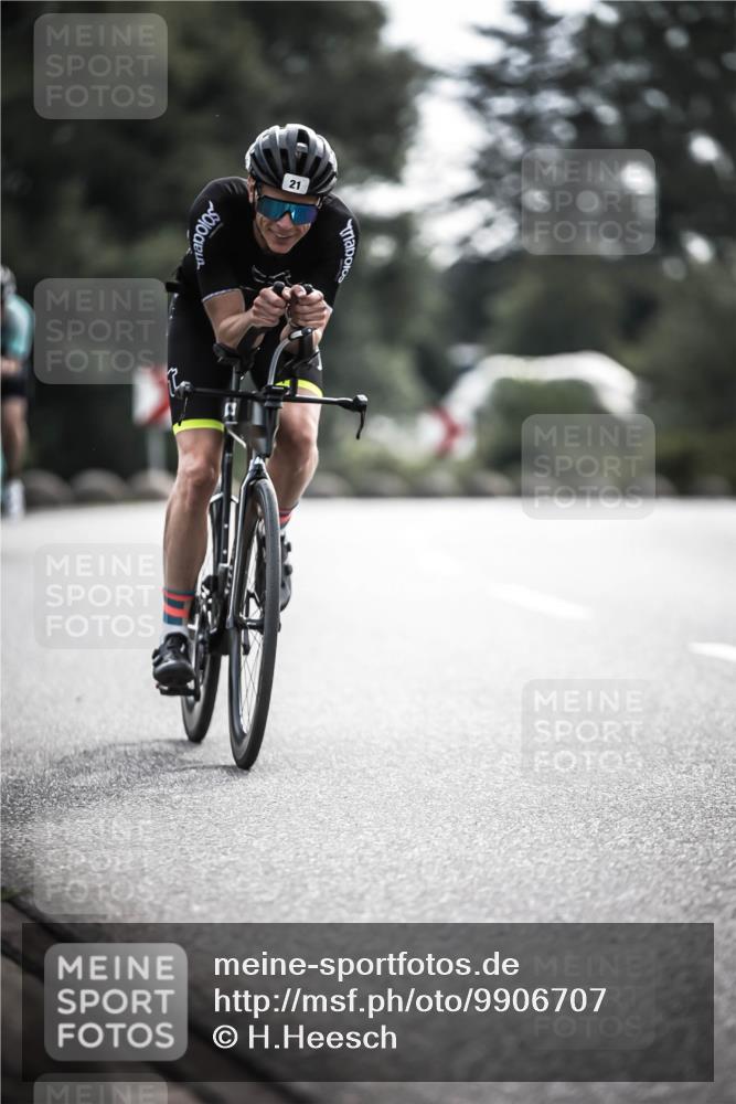 21.06.2026 - 29. Vierlanden-Triathlon H.Heesch http://msf.ph/oto/9906707 21.06.2026 09:20:55 Radfahren 21, 38, 57, 67, 82, 142 meine-sportfotos.de