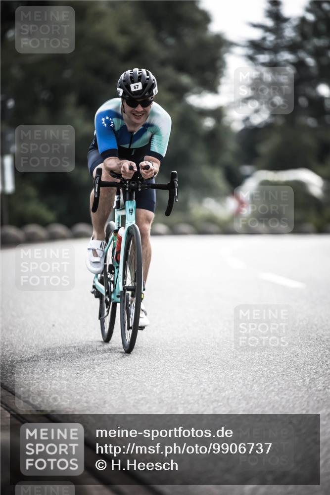 21.06.2026 - 29. Vierlanden-Triathlon H.Heesch http://msf.ph/oto/9906737 21.06.2026 09:20:57 Radfahren 21, 38, 57, 67, 82, 109, 142 meine-sportfotos.de
