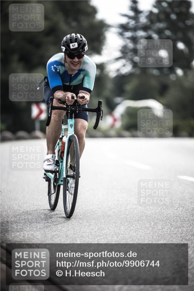 21.06.2026 - 29. Vierlanden-Triathlon H.Heesch http://msf.ph/oto/9906744 21.06.2026 09:20:57 Radfahren 21, 38, 57, 67, 82, 109, 142 meine-sportfotos.de