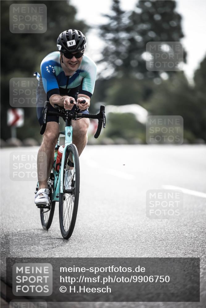 21.06.2026 - 29. Vierlanden-Triathlon H.Heesch http://msf.ph/oto/9906750 21.06.2026 09:20:57 Radfahren 21, 38, 57, 67, 82, 109, 142 meine-sportfotos.de