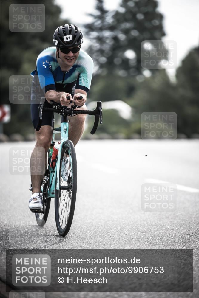 21.06.2026 - 29. Vierlanden-Triathlon H.Heesch http://msf.ph/oto/9906753 21.06.2026 09:20:57 Radfahren 21, 38, 57, 67, 82, 109, 142 meine-sportfotos.de