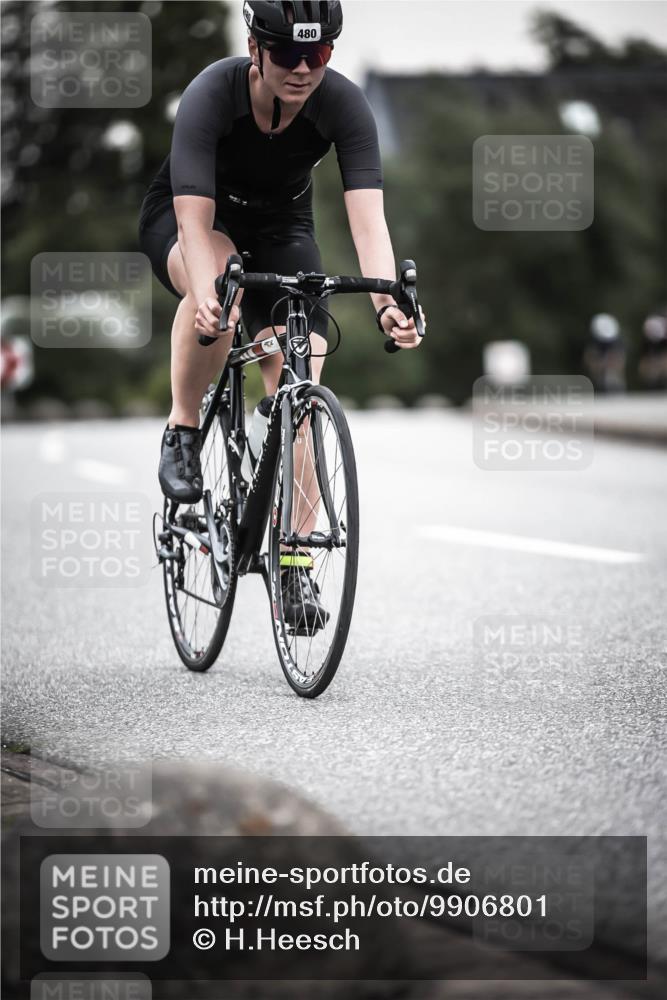 21.06.2026 - 29. Vierlanden-Triathlon H.Heesch http://msf.ph/oto/9906801 21.06.2026 10:25:04 Radfahren 42, 210, 253, 480, 577 meine-sportfotos.de