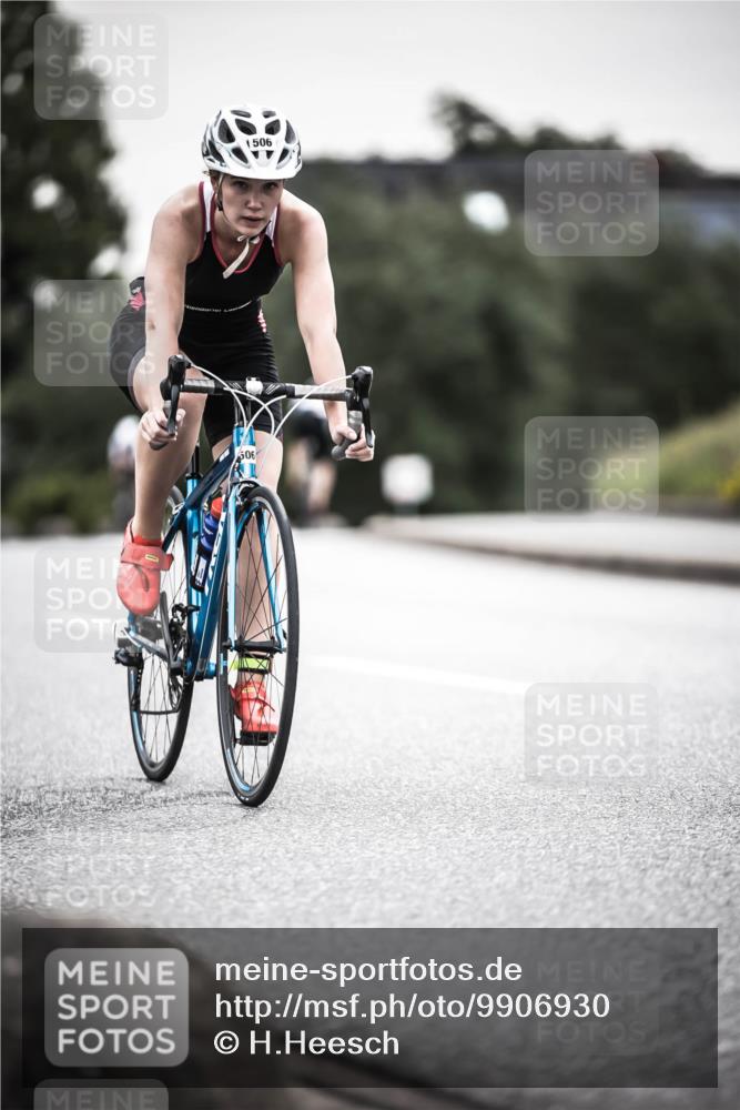 21.06.2026 - 29. Vierlanden-Triathlon H.Heesch http://msf.ph/oto/9906930 21.06.2026 10:25:18 Radfahren 76, 77, 98, 107, 168, 506, 521, 602 meine-sportfotos.de
