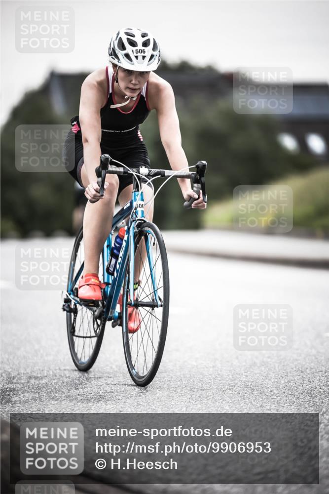 21.06.2026 - 29. Vierlanden-Triathlon H.Heesch http://msf.ph/oto/9906953 21.06.2026 10:25:19 Radfahren 76, 98, 107, 168, 506, 521, 602 meine-sportfotos.de