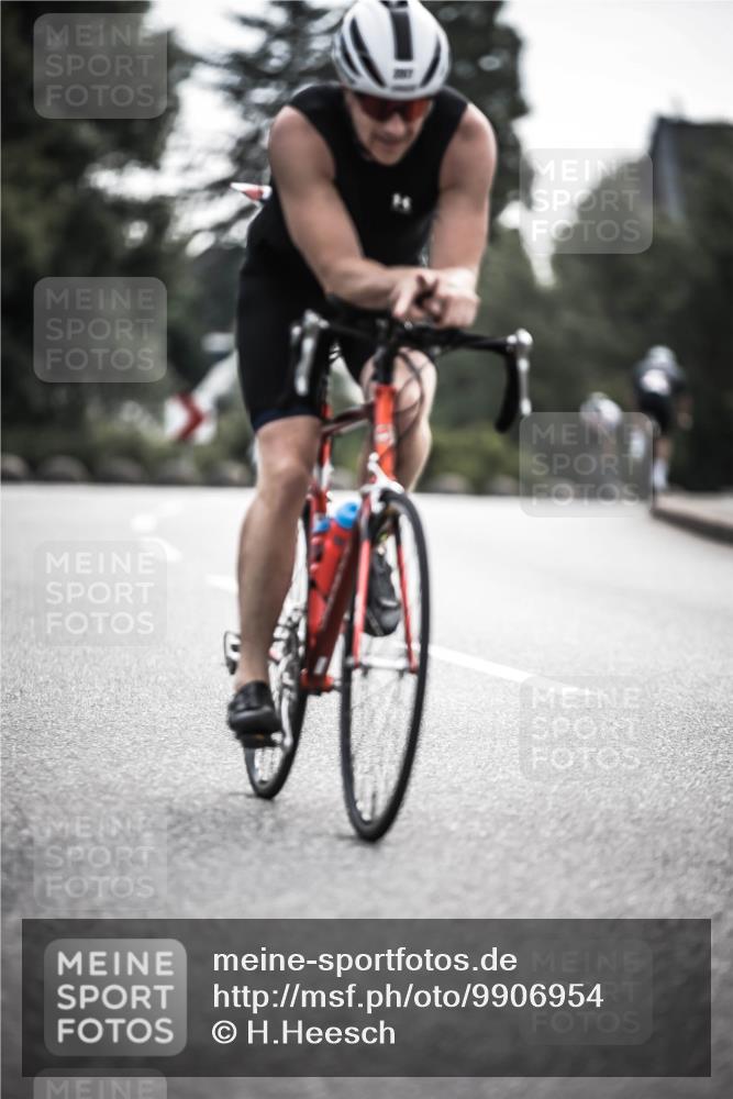 21.06.2026 - 29. Vierlanden-Triathlon H.Heesch http://msf.ph/oto/9906954 21.06.2026 09:21:26 Radfahren 136, 141, 164, 193, 207, 239, 272 meine-sportfotos.de