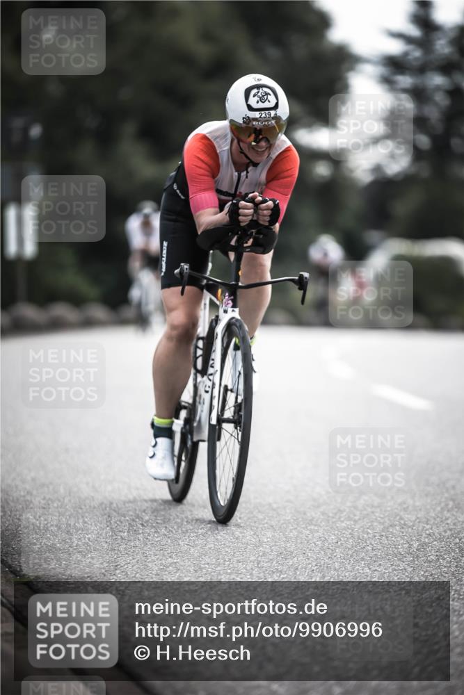 21.06.2026 - 29. Vierlanden-Triathlon H.Heesch http://msf.ph/oto/9906996 21.06.2026 09:21:28 Radfahren 141, 164, 193, 207, 239 meine-sportfotos.de