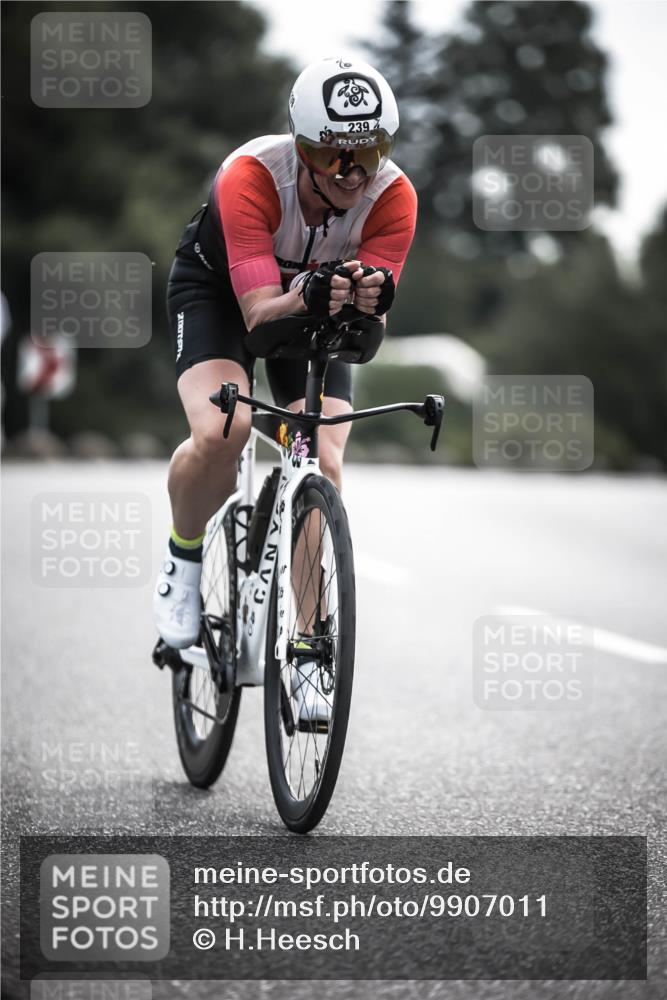 21.06.2026 - 29. Vierlanden-Triathlon H.Heesch http://msf.ph/oto/9907011 21.06.2026 09:21:29 Radfahren 164, 193, 207, 239 meine-sportfotos.de