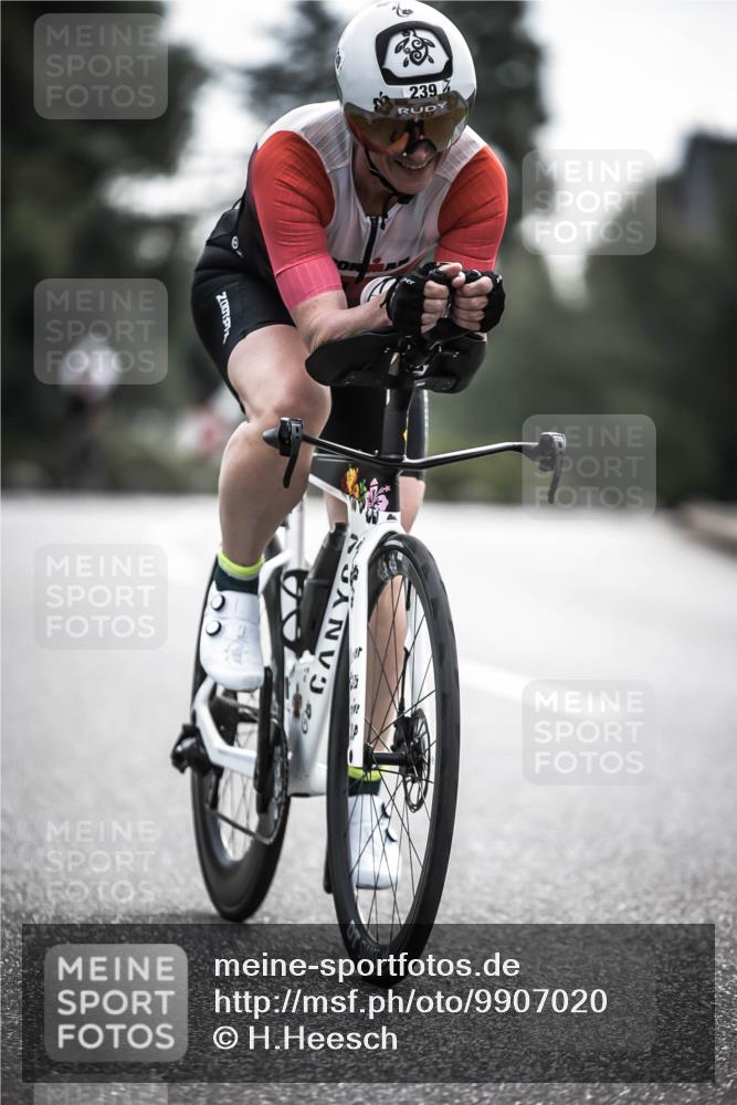21.06.2026 - 29. Vierlanden-Triathlon H.Heesch http://msf.ph/oto/9907020 21.06.2026 09:21:29 Radfahren 164, 193, 207, 239 meine-sportfotos.de