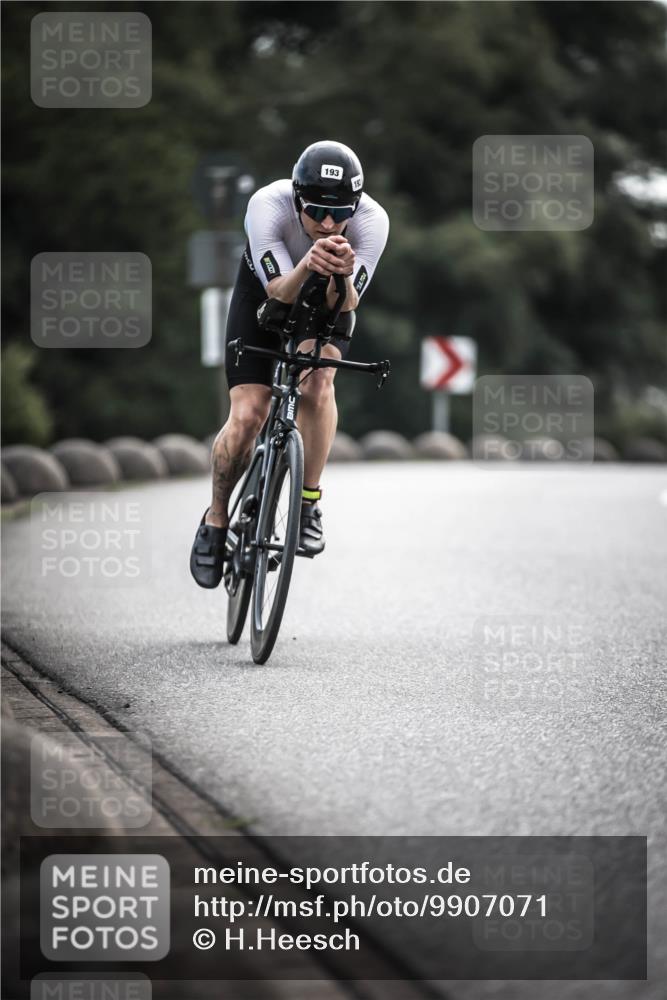 21.06.2026 - 29. Vierlanden-Triathlon H.Heesch http://msf.ph/oto/9907071 21.06.2026 09:21:33 Radfahren 164, 193 meine-sportfotos.de