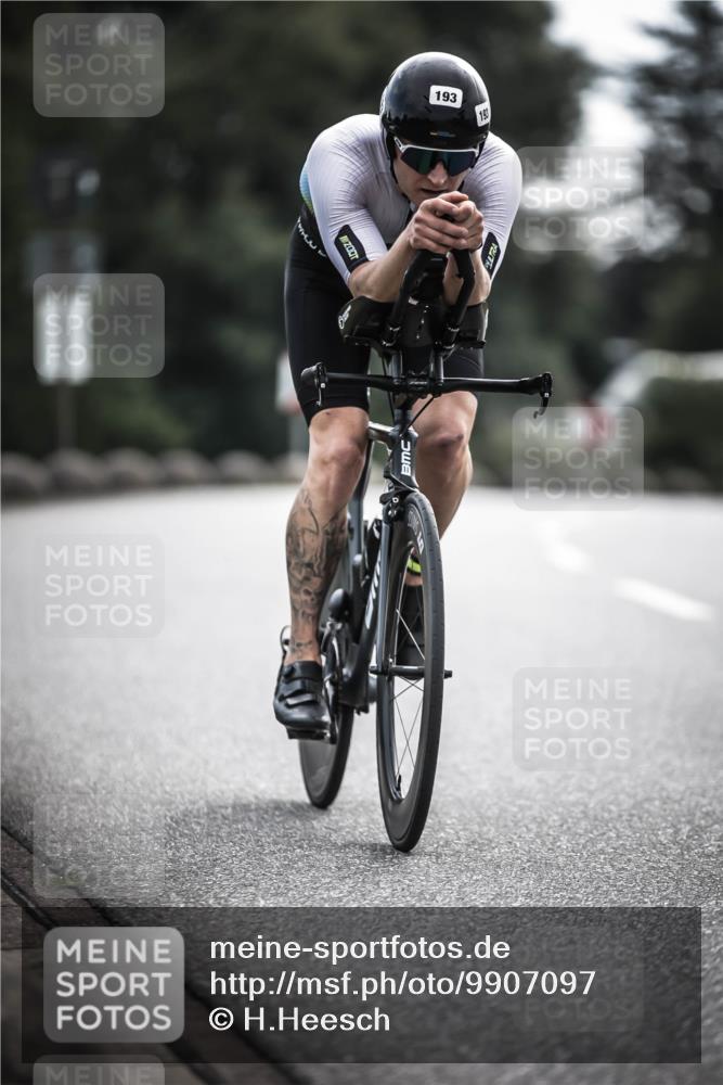 21.06.2026 - 29. Vierlanden-Triathlon H.Heesch http://msf.ph/oto/9907097 21.06.2026 09:21:34 Radfahren 164, 193 meine-sportfotos.de