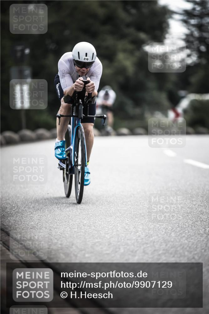 21.06.2026 - 29. Vierlanden-Triathlon H.Heesch http://msf.ph/oto/9907129 21.06.2026 09:21:44 Radfahren 12, 210 meine-sportfotos.de
