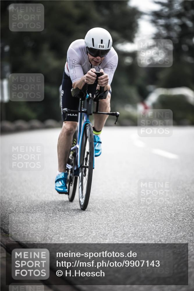 21.06.2026 - 29. Vierlanden-Triathlon H.Heesch http://msf.ph/oto/9907143 21.06.2026 09:21:44 Radfahren 12, 210 meine-sportfotos.de