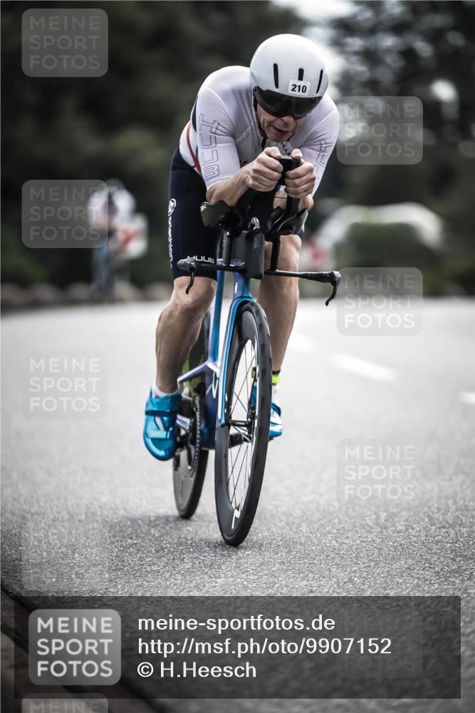 21.06.2026 - 29. Vierlanden-Triathlon H.Heesch http://msf.ph/oto/9907152 21.06.2026 09:21:44 Radfahren 12, 210 meine-sportfotos.de