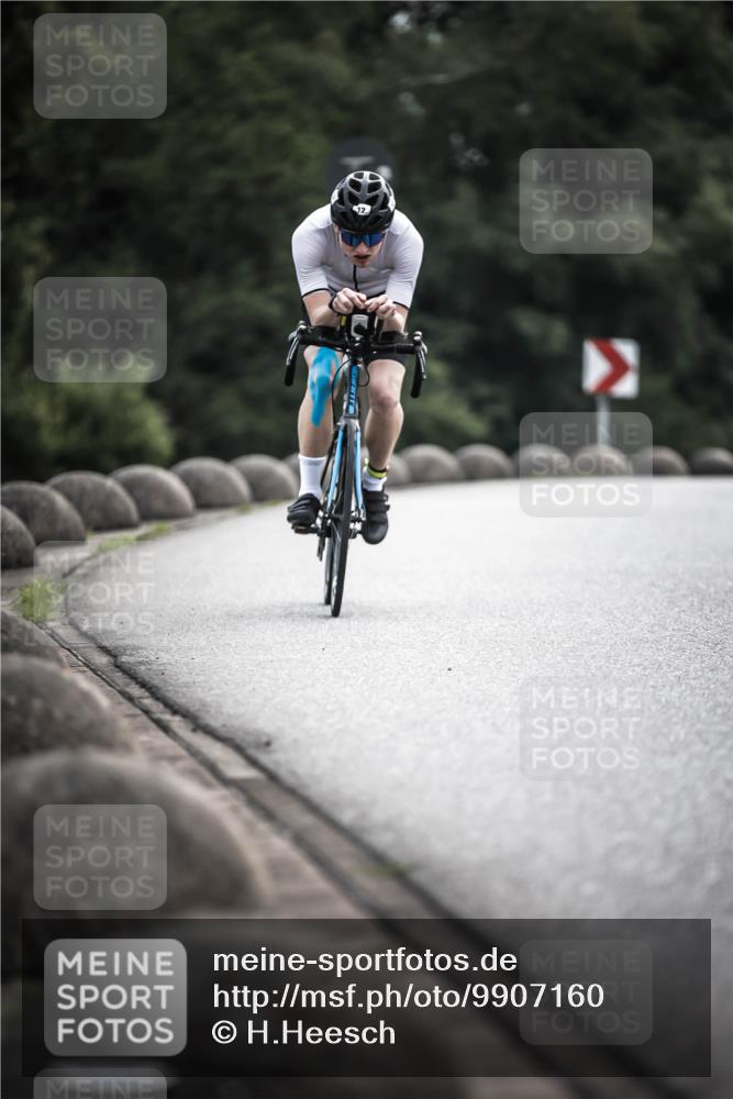 21.06.2026 - 29. Vierlanden-Triathlon H.Heesch http://msf.ph/oto/9907160 21.06.2026 09:21:47 Radfahren 12, 174, 210 meine-sportfotos.de