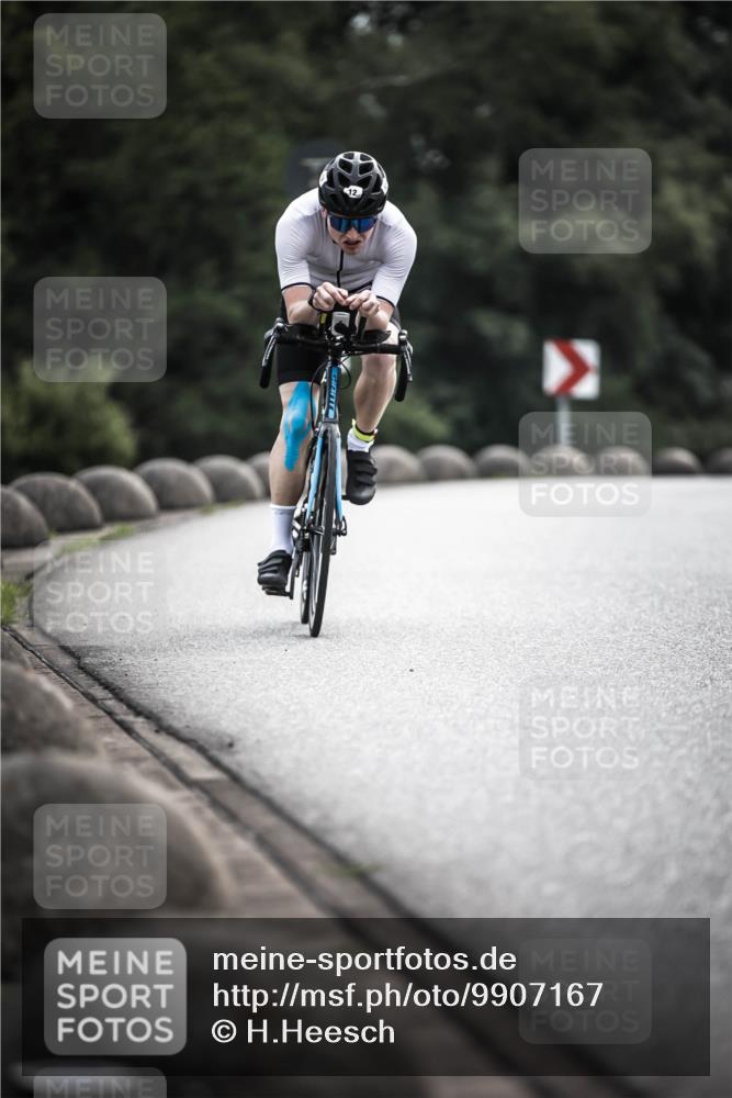 21.06.2026 - 29. Vierlanden-Triathlon H.Heesch http://msf.ph/oto/9907167 21.06.2026 09:21:47 Radfahren 12, 174, 210 meine-sportfotos.de