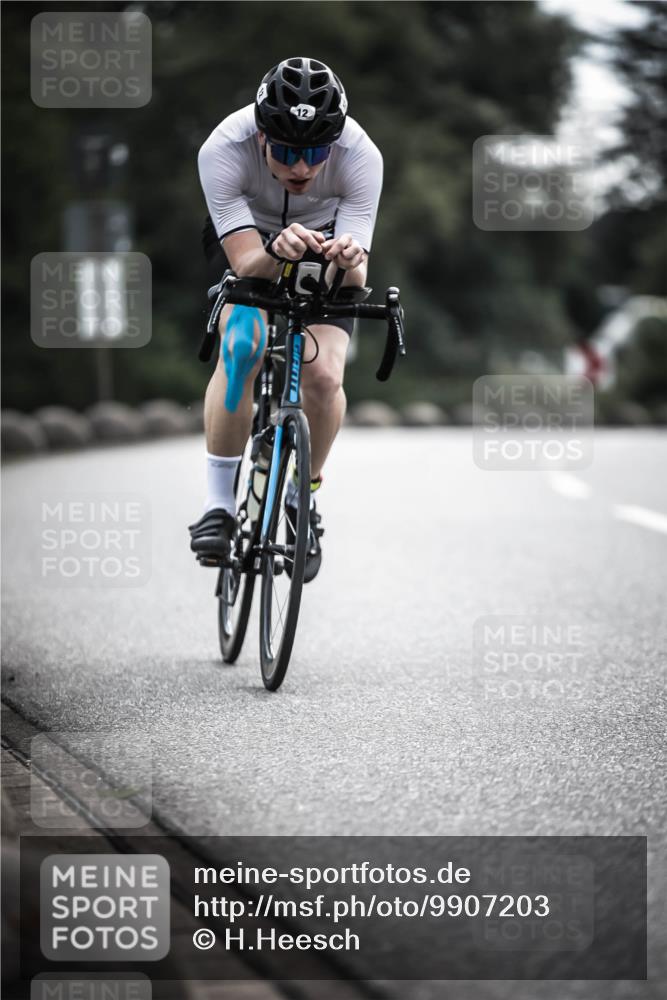 21.06.2026 - 29. Vierlanden-Triathlon H.Heesch http://msf.ph/oto/9907203 21.06.2026 09:21:48 Radfahren 12, 174, 186 meine-sportfotos.de