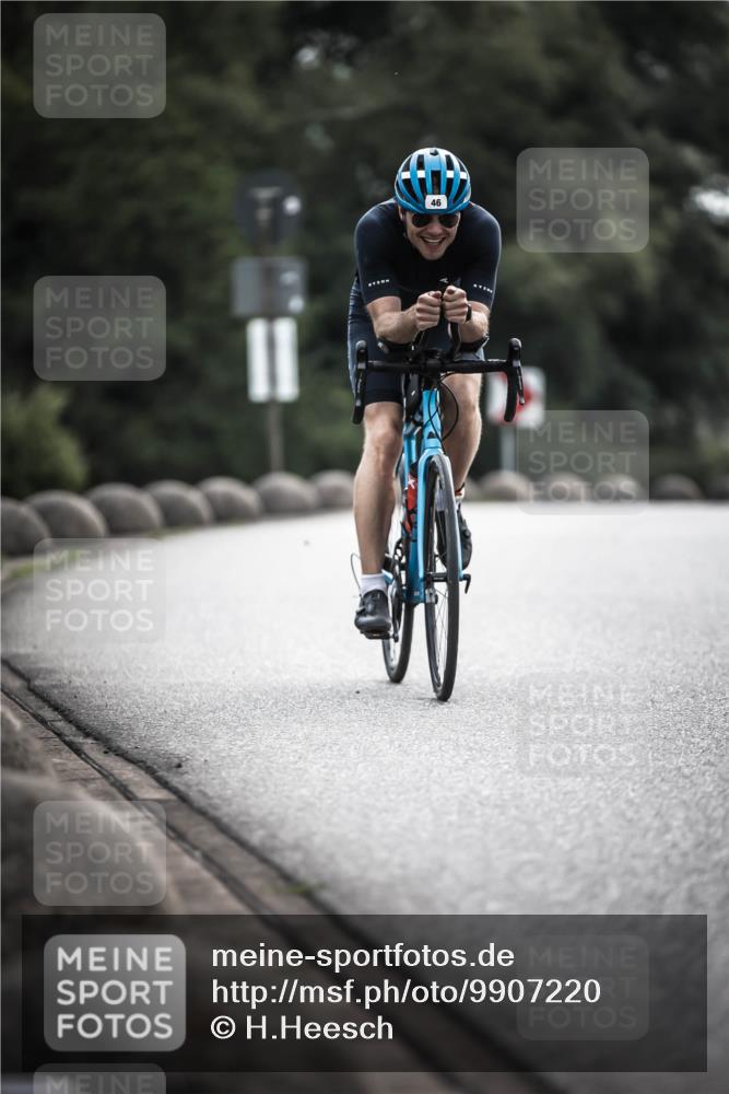 21.06.2026 - 29. Vierlanden-Triathlon H.Heesch http://msf.ph/oto/9907220 21.06.2026 09:21:58 Radfahren 46, 147, 174, 186 meine-sportfotos.de