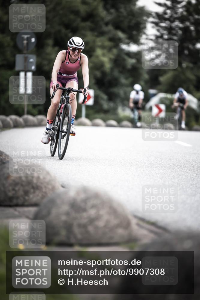 21.06.2026 - 29. Vierlanden-Triathlon H.Heesch http://msf.ph/oto/9907308 21.06.2026 10:25:36 Radfahren 41, 211, 369, 599 meine-sportfotos.de