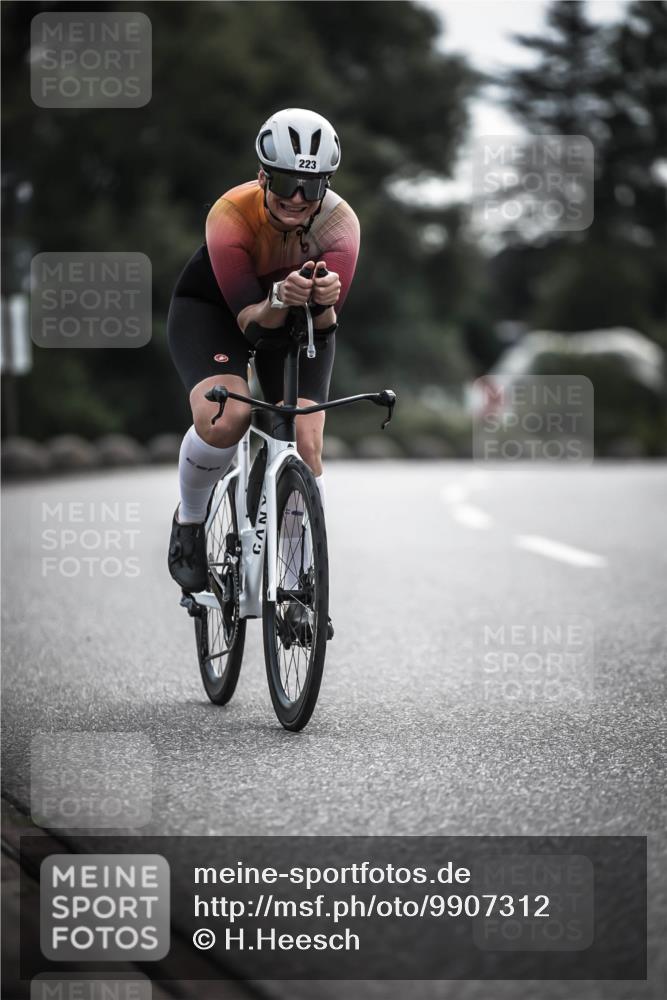 21.06.2026 - 29. Vierlanden-Triathlon H.Heesch http://msf.ph/oto/9907312 21.06.2026 09:22:08 Radfahren 147, 223 meine-sportfotos.de