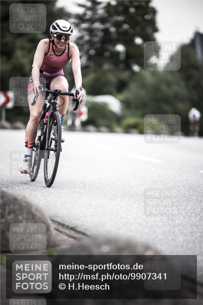 21.06.2026 - 29. Vierlanden-Triathlon H.Heesch http://msf.ph/oto/9907341 21.06.2026 10:25:37 Radfahren 6, 41, 211, 369, 599 meine-sportfotos.de