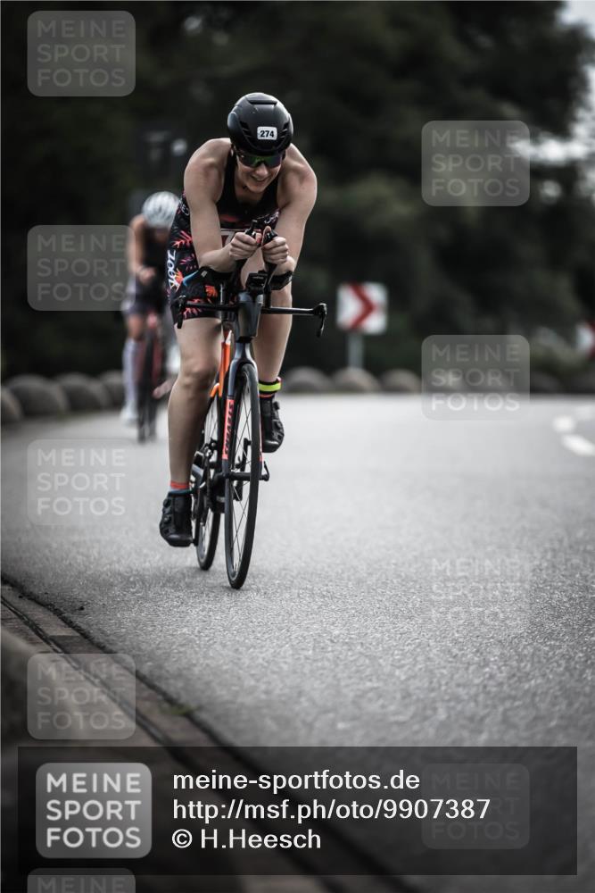 21.06.2026 - 29. Vierlanden-Triathlon H.Heesch http://msf.ph/oto/9907387 21.06.2026 09:22:18 Radfahren 118, 159, 273, 274, 300 meine-sportfotos.de