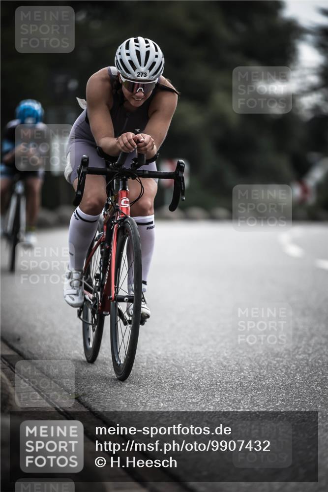 21.06.2026 - 29. Vierlanden-Triathlon H.Heesch http://msf.ph/oto/9907432 21.06.2026 09:22:21 Radfahren 118, 119, 159, 273, 274, 300 meine-sportfotos.de