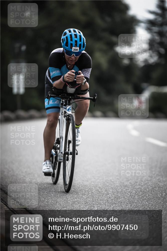 21.06.2026 - 29. Vierlanden-Triathlon H.Heesch http://msf.ph/oto/9907450 21.06.2026 09:22:22 Radfahren 119, 159, 273, 274, 300 meine-sportfotos.de