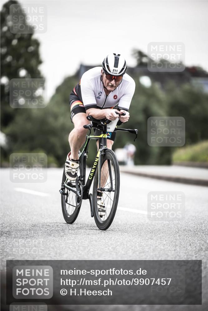 21.06.2026 - 29. Vierlanden-Triathlon H.Heesch http://msf.ph/oto/9907457 21.06.2026 10:25:44 Radfahren 6, 41, 63, 211 meine-sportfotos.de