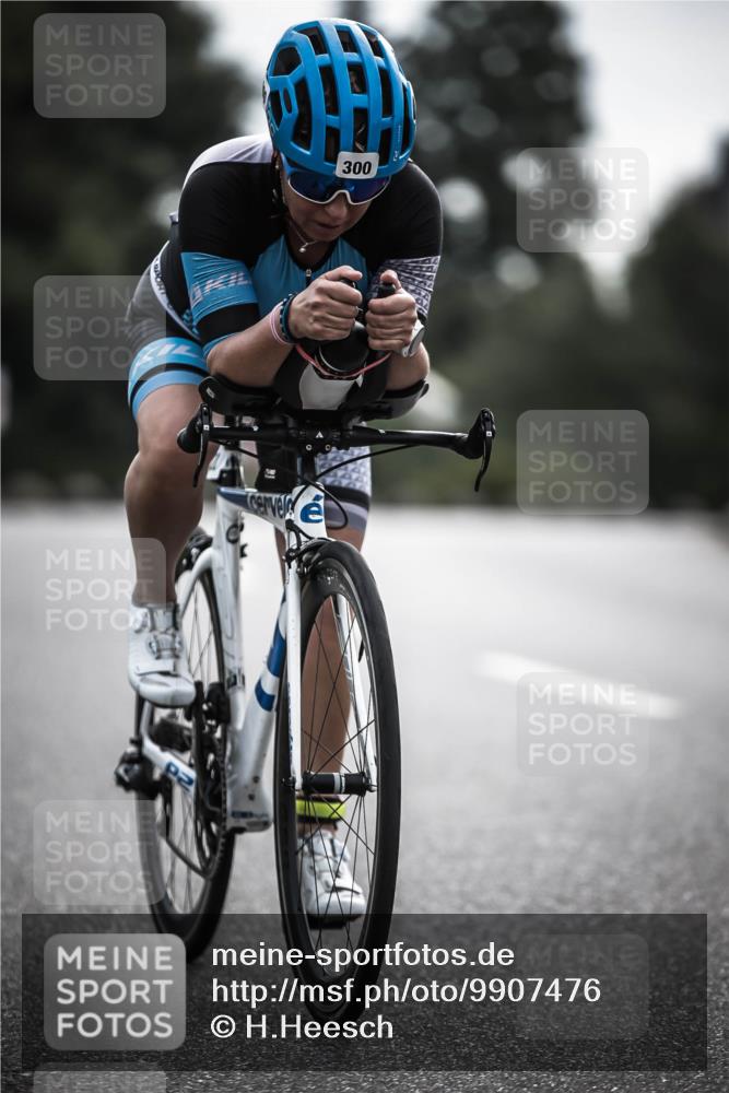 21.06.2026 - 29. Vierlanden-Triathlon H.Heesch http://msf.ph/oto/9907476 21.06.2026 09:22:22 Radfahren 119, 159, 273, 274, 300 meine-sportfotos.de