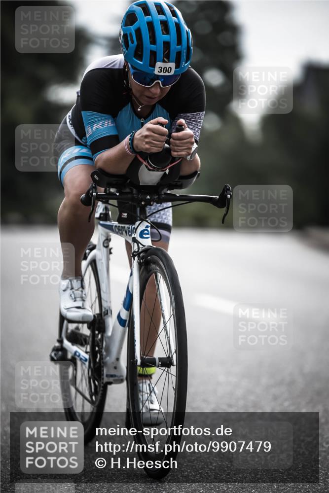 21.06.2026 - 29. Vierlanden-Triathlon H.Heesch http://msf.ph/oto/9907479 21.06.2026 09:22:22 Radfahren 119, 159, 273, 274, 300 meine-sportfotos.de