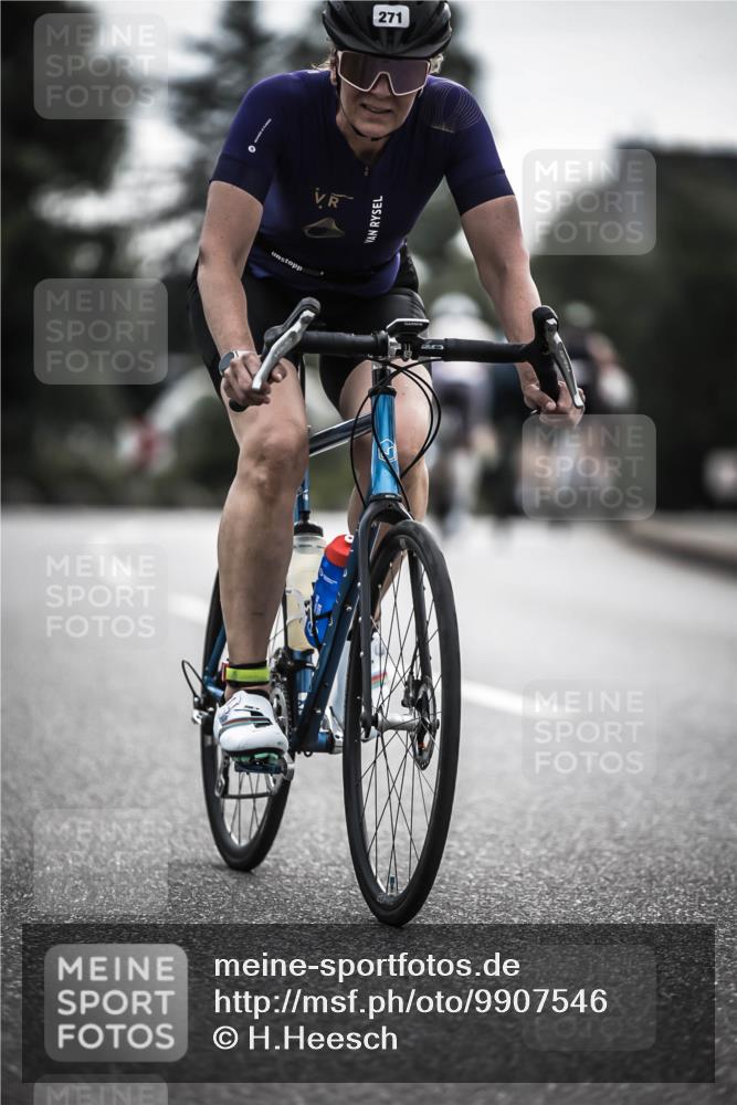 21.06.2026 - 29. Vierlanden-Triathlon H.Heesch http://msf.ph/oto/9907546 21.06.2026 09:22:47 Radfahren 29, 271, 292 meine-sportfotos.de