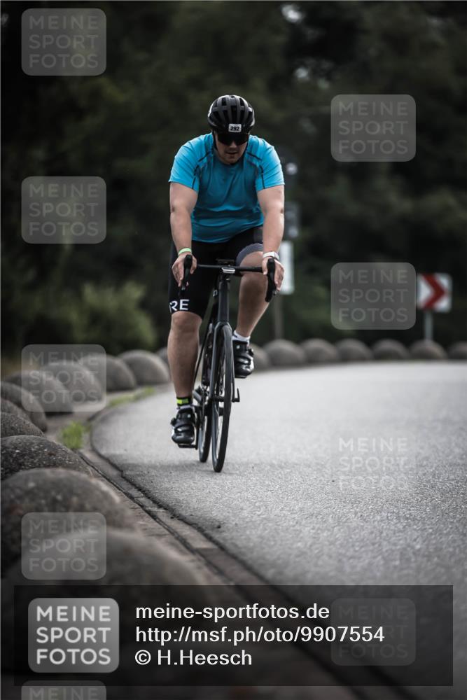 21.06.2026 - 29. Vierlanden-Triathlon H.Heesch http://msf.ph/oto/9907554 21.06.2026 09:22:50 Radfahren 29, 148, 271, 292 meine-sportfotos.de