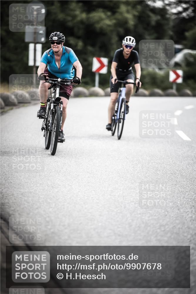21.06.2026 - 29. Vierlanden-Triathlon H.Heesch http://msf.ph/oto/9907678 21.06.2026 10:26:08 Radfahren 136, 291, 311, 415, 530, 536, 591, 613, 1355 meine-sportfotos.de