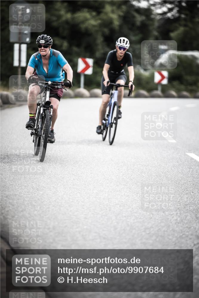 21.06.2026 - 29. Vierlanden-Triathlon H.Heesch http://msf.ph/oto/9907684 21.06.2026 10:26:08 Radfahren 136, 291, 311, 415, 530, 536, 591, 613, 1355 meine-sportfotos.de