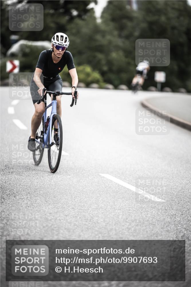 21.06.2026 - 29. Vierlanden-Triathlon H.Heesch http://msf.ph/oto/9907693 21.06.2026 10:26:09 Radfahren 136, 291, 311, 530, 591, 613, 1355 meine-sportfotos.de
