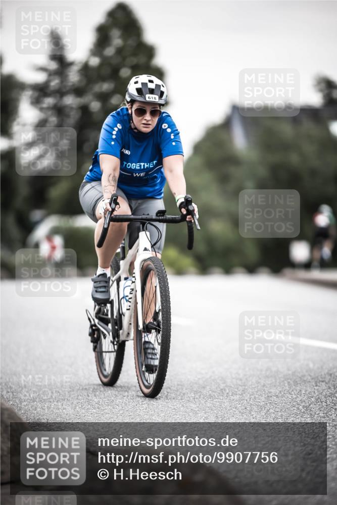 21.06.2026 - 29. Vierlanden-Triathlon H.Heesch http://msf.ph/oto/9907756 21.06.2026 10:26:22 Radfahren 116, 148, 155, 166, 618 meine-sportfotos.de