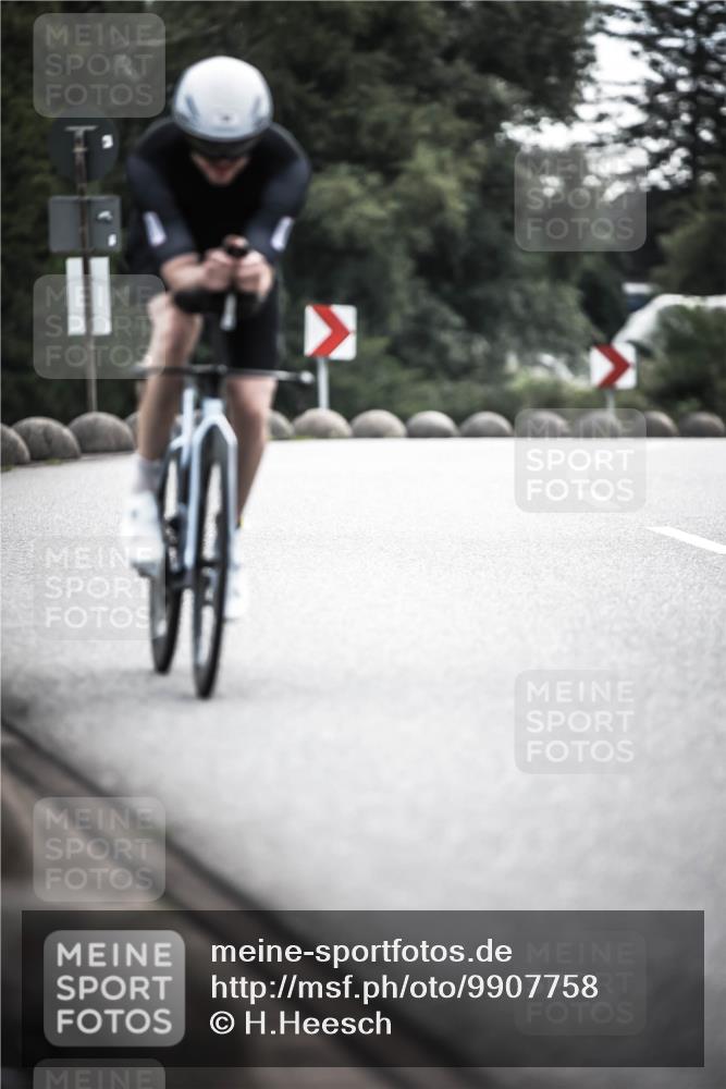 21.06.2026 - 29. Vierlanden-Triathlon H.Heesch http://msf.ph/oto/9907758 21.06.2026 09:23:10 Radfahren 14, 165 meine-sportfotos.de