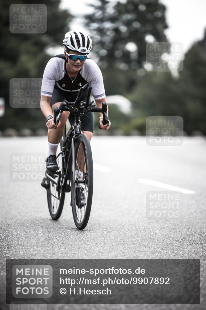 21.06.2026 - 29. Vierlanden-Triathlon H.Heesch http://msf.ph/oto/9907892 21.06.2026 09:23:27 Radfahren 280 meine-sportfotos.de