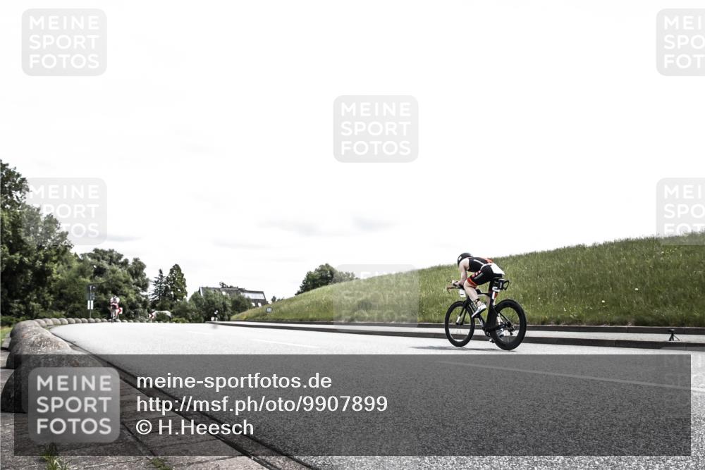 21.06.2026 - 29. Vierlanden-Triathlon H.Heesch http://msf.ph/oto/9907899 21.06.2026 13:29:59 Radfahren 1101, 1222 meine-sportfotos.de