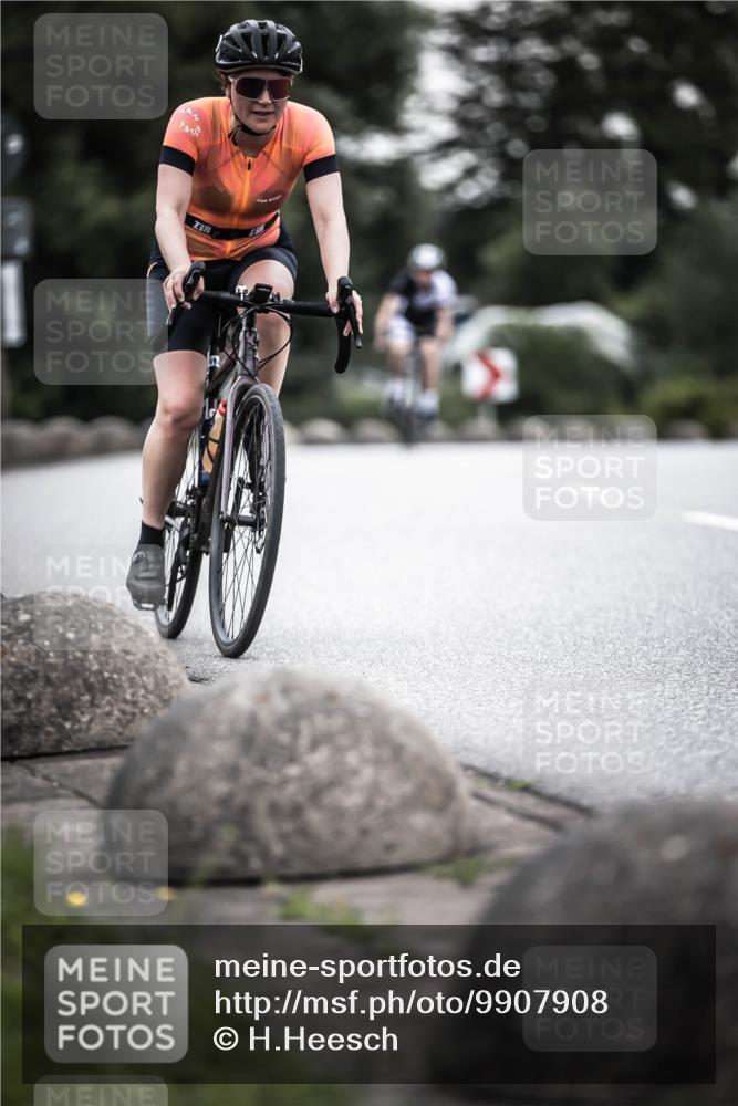 21.06.2026 - 29. Vierlanden-Triathlon H.Heesch http://msf.ph/oto/9907908 21.06.2026 10:26:33 Radfahren 46, 118, 119, 141, 155, 278, 328, 353, 374, 488 meine-sportfotos.de