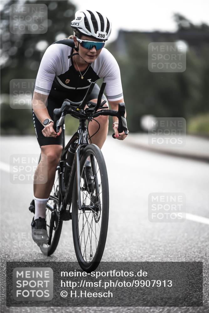 21.06.2026 - 29. Vierlanden-Triathlon H.Heesch http://msf.ph/oto/9907913 21.06.2026 09:23:27 Radfahren 280 meine-sportfotos.de