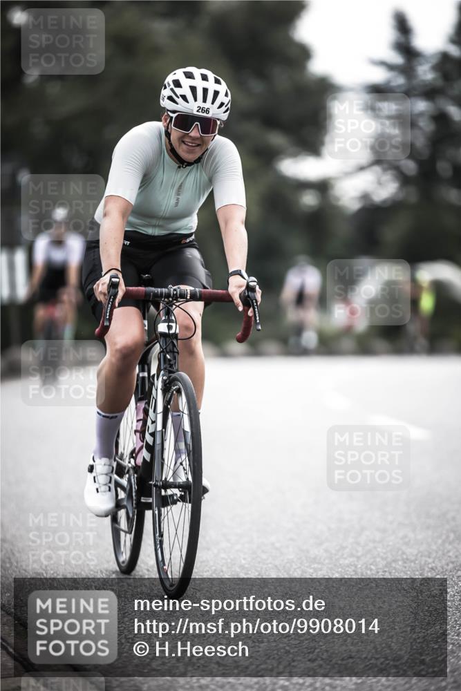 21.06.2026 - 29. Vierlanden-Triathlon H.Heesch http://msf.ph/oto/9908014 21.06.2026 09:23:43 Radfahren 91, 131, 155, 166, 220, 252, 264, 266 meine-sportfotos.de