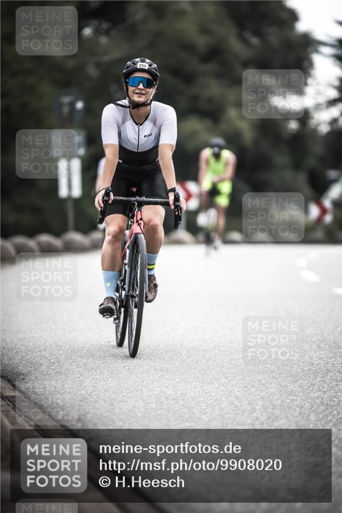21.06.2026 - 29. Vierlanden-Triathlon H.Heesch http://msf.ph/oto/9908020 21.06.2026 09:23:46 Radfahren 131, 155, 166, 252, 264, 266, 301 meine-sportfotos.de