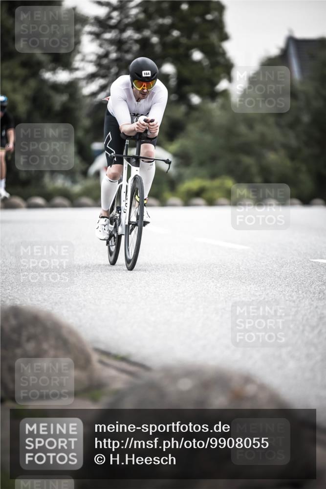 21.06.2026 - 29. Vierlanden-Triathlon H.Heesch http://msf.ph/oto/9908055 21.06.2026 10:26:55 Radfahren 112, 164, 388 meine-sportfotos.de