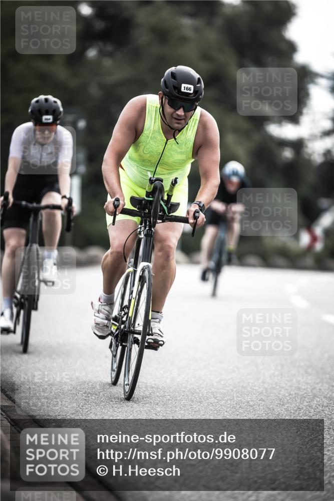 21.06.2026 - 29. Vierlanden-Triathlon H.Heesch http://msf.ph/oto/9908077 21.06.2026 09:23:49 Radfahren 155, 166, 252, 264, 301 meine-sportfotos.de