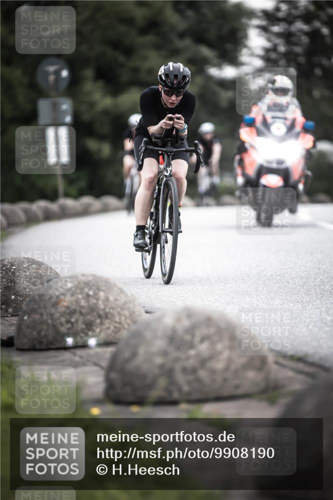 21.06.2026 - 29. Vierlanden-Triathlon H.Heesch http://msf.ph/oto/9908190 21.06.2026 10:27:08 Radfahren 24, 43, 45, 64, 89, 108, 486, 517, 600 meine-sportfotos.de