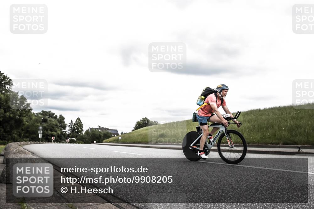 21.06.2026 - 29. Vierlanden-Triathlon H.Heesch http://msf.ph/oto/9908205 21.06.2026 14:39:05 Radfahren  meine-sportfotos.de