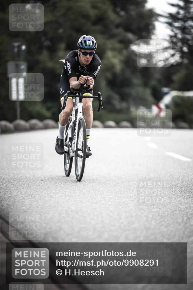 21.06.2026 - 29. Vierlanden-Triathlon H.Heesch http://msf.ph/oto/9908291 21.06.2026 09:24:54 Radfahren 39, 44, 61, 199 meine-sportfotos.de