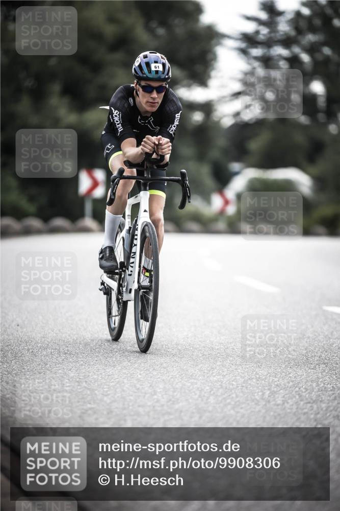 21.06.2026 - 29. Vierlanden-Triathlon H.Heesch http://msf.ph/oto/9908306 21.06.2026 09:24:55 Radfahren 39, 44, 61, 199 meine-sportfotos.de